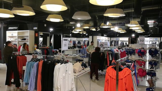 biología abajo Agente de mudanzas Fifty Outlet – clothing and shoe store in Murcia, 56 reviews, prices –  Nicelocal