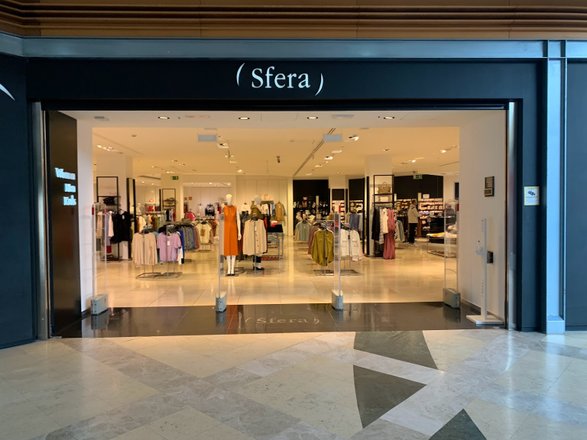 Sfera – clothing and shoe store of Madrid, 29 – Nicelocal