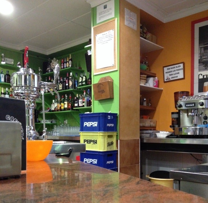 cafeteria bar BOCATA – Restaurant in Andalusia, reviews and menu – Nicelocal