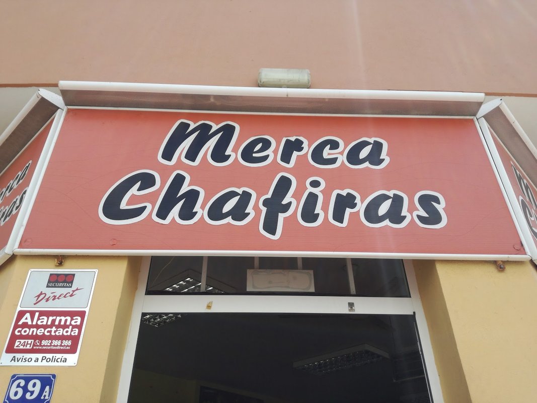Minimarket Las Chafiras dirección opiniones de clientes horarios y número de teléfono