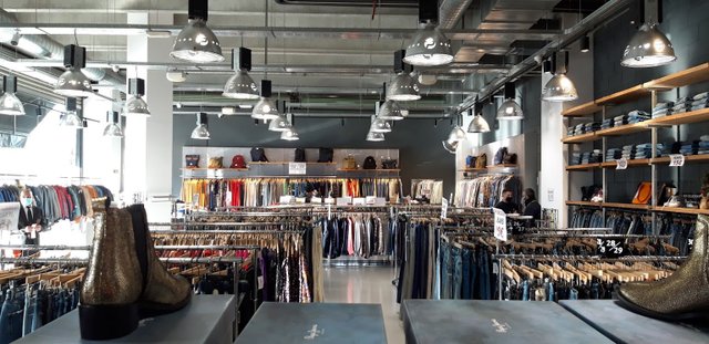 Pepe Jeans Outlet Store – clothing and shoe store in reviews, prices – Nicelocal