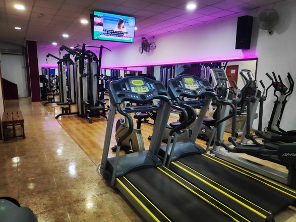World Gym Águilas – training center in Region of Murcia, 25 reviews, prices  – Nicelocal