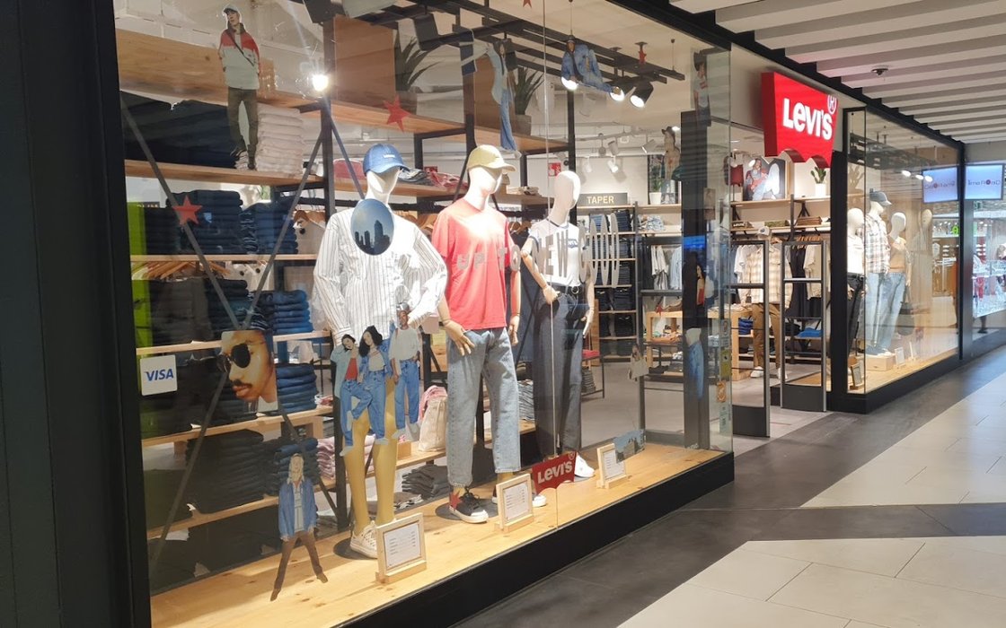 Levi's® Larios – clothing and shoe store in Malaga, reviews, prices –  Nicelocal