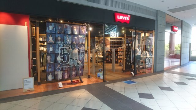 Levi's® Aqua – clothing and shoe store in Valencia, 43 reviews, prices –  Nicelocal