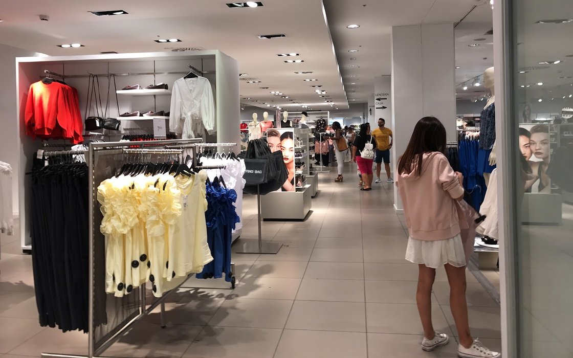 H&M CC La Gavia – and shoe in Madrid, prices – Nicelocal