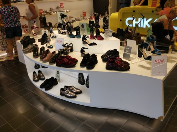 Chika 10 – clothing and shoe store in Malaga, reviews, prices – Nicelocal
